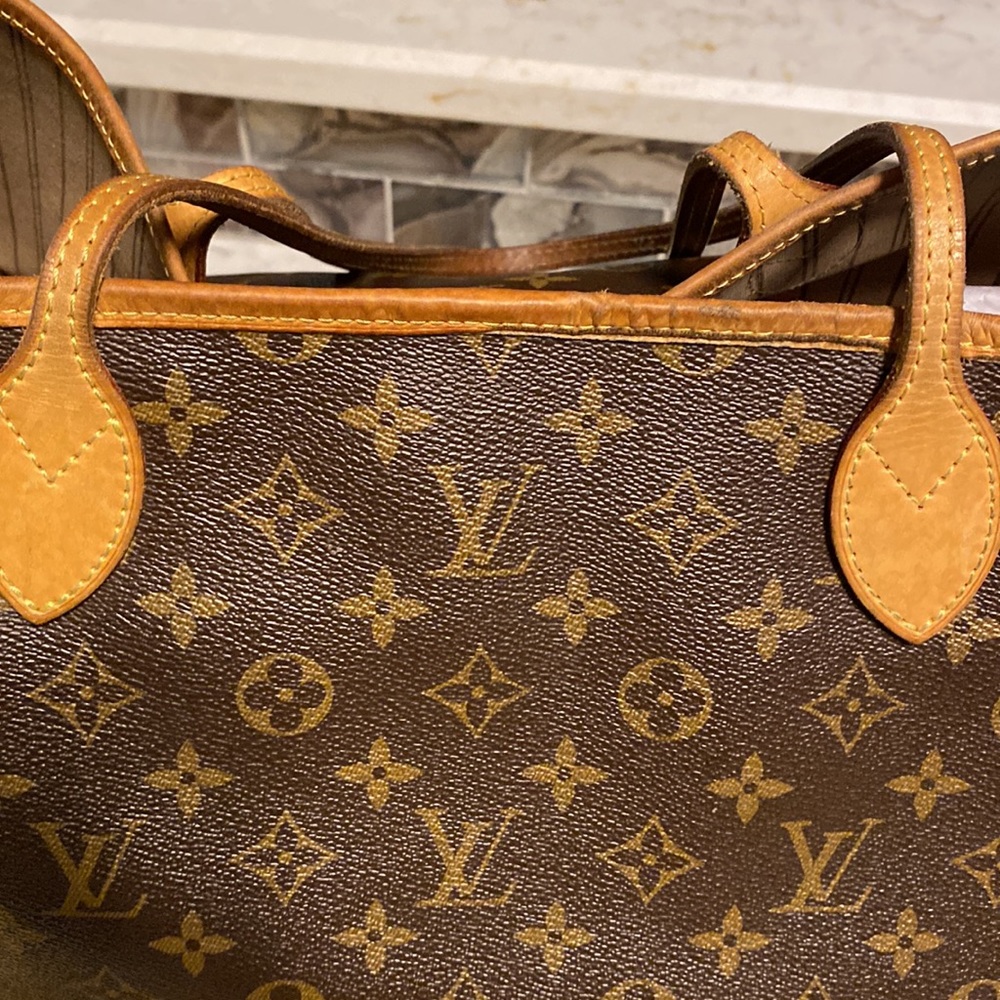Louis Vuitton Neverfull GM - Picture 8 of 14